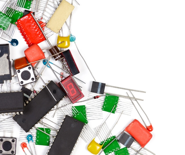 Elektronické součástky potřebují průmyslové značení