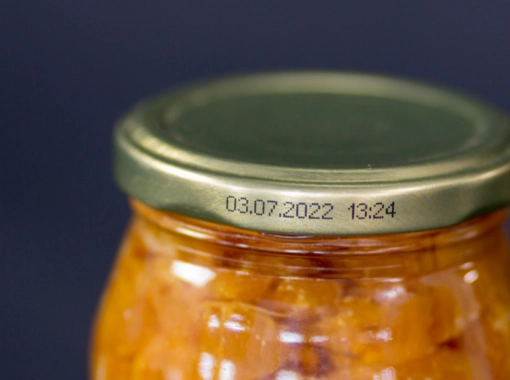 Ukázka průmyslového značení produktem Inkdustry CodeRevo Ink Jet (CIJ)